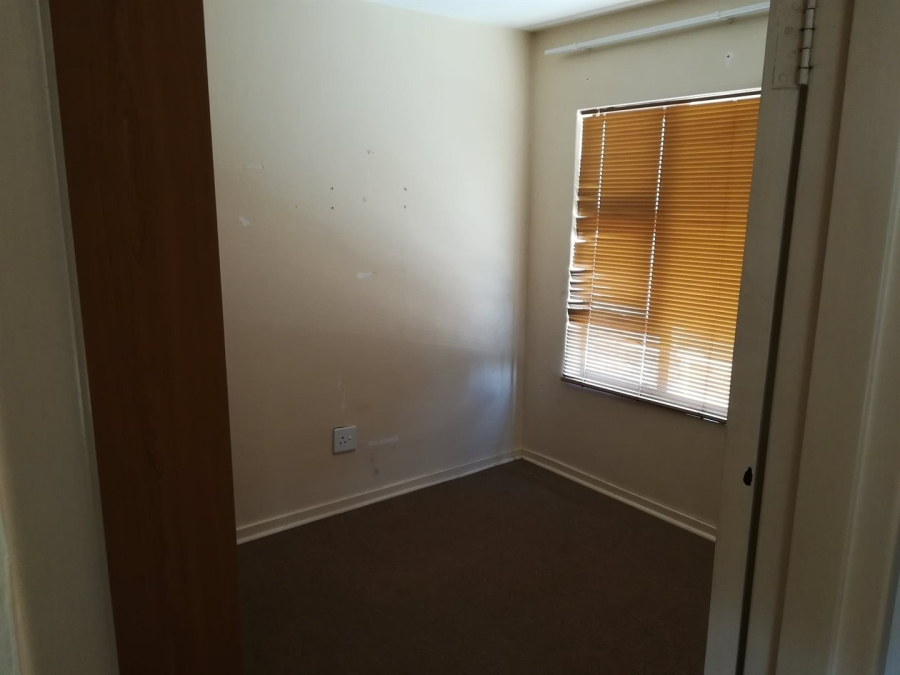 To Let 1 Bedroom Property for Rent in Die Bult North West